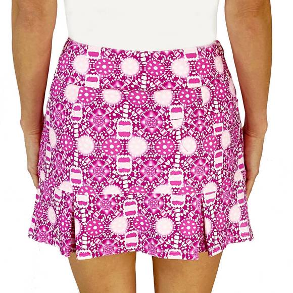 NEW KATHERINE WAY scottsdale pleated skort in peace love pickleball fuchsia - Picture 2 of 2